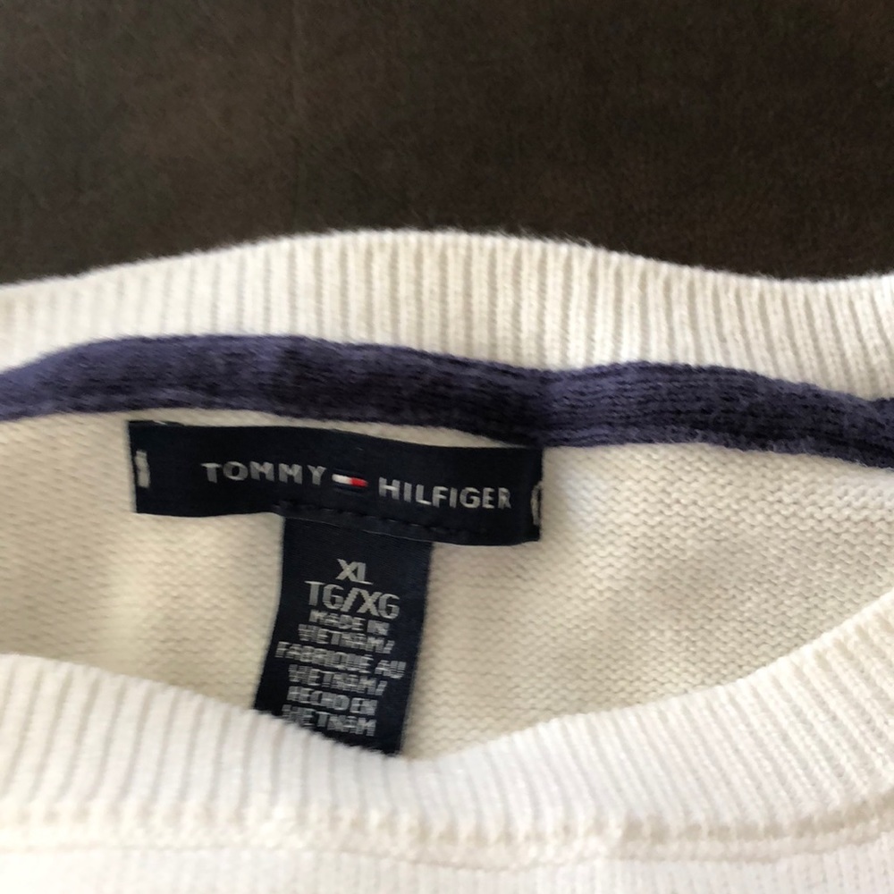 Sweater - Picture 2 of 3